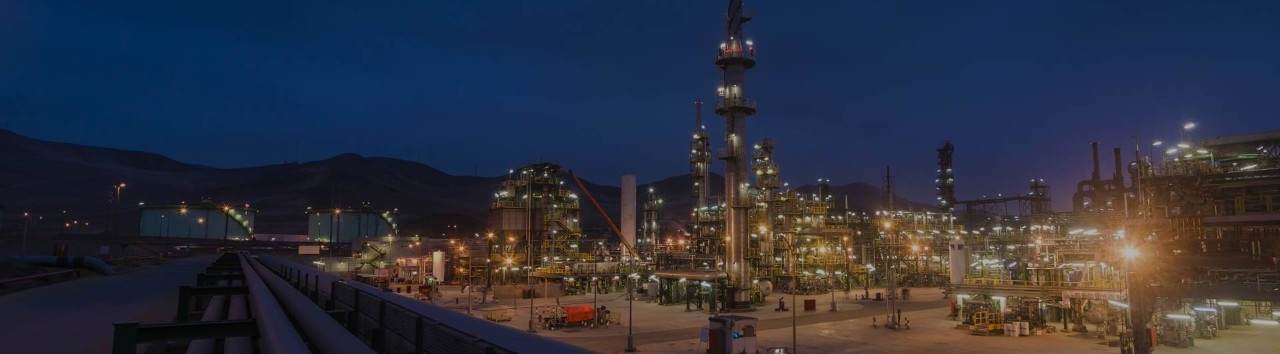 vista_nocturna_complejo_Repsol_tcm76-83426.jpg